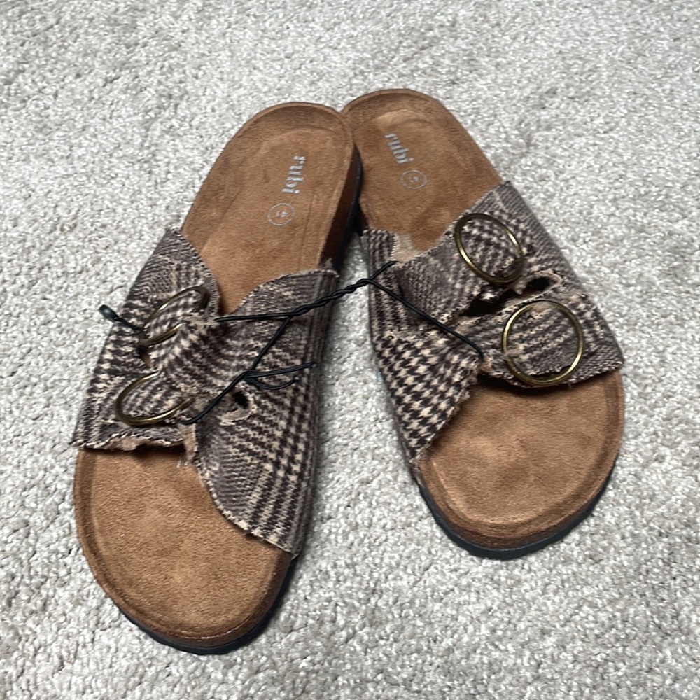 - Rubi sandals in sherpa fuzzy sandals in tan plaid new